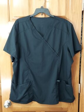 Cherokee Workwear Black Wrap Look V-Neck Scrub Stretchy Unisex Top 4XL, Like New